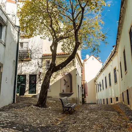 Little Duplex In Alfama * Lissabon