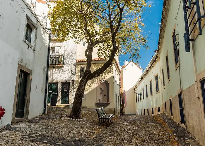 Little Duplex In Alfama * Lissabon